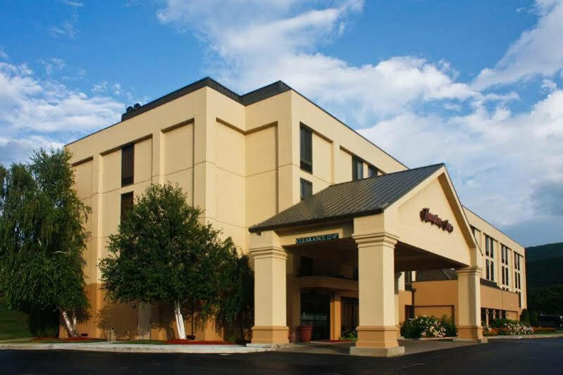 Hampton Inn Fishkill Exteriér fotografie